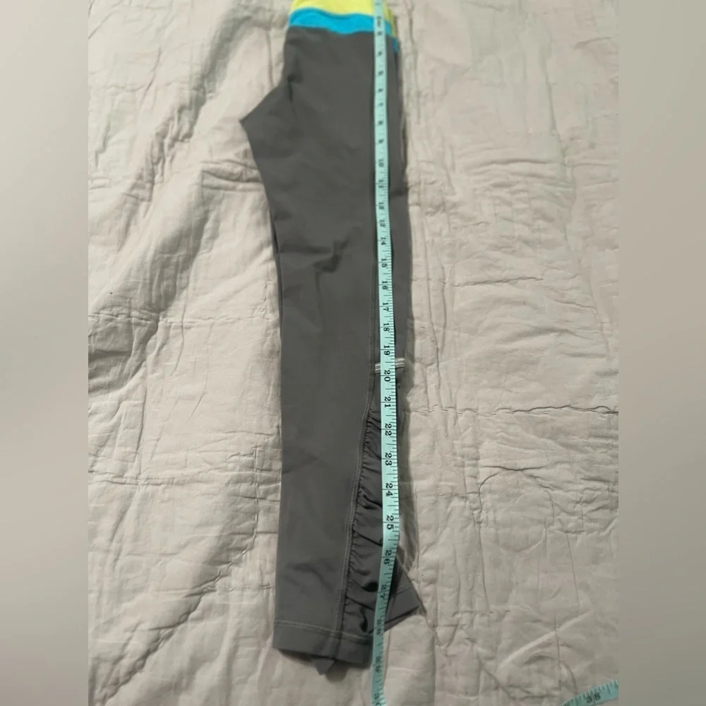 Ivivva Size  6 Leggings Gray Blue Green Rusched Legs